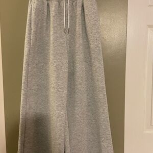 Zenana Outfitters Heather Gray Wide-Leg Pants